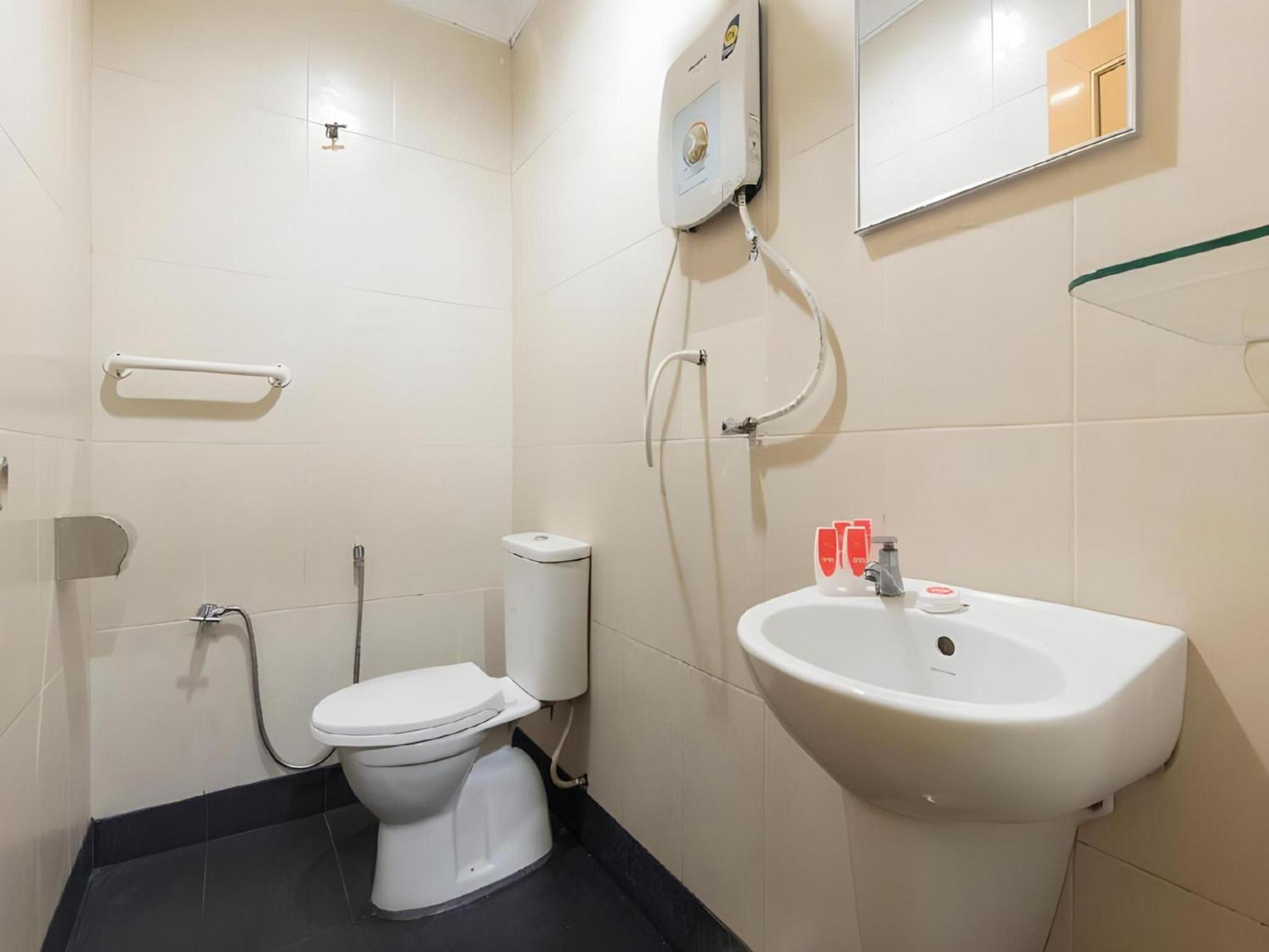 Amani Hotel Kampong Sungai Ramal Dalam Dış mekan fotoğraf